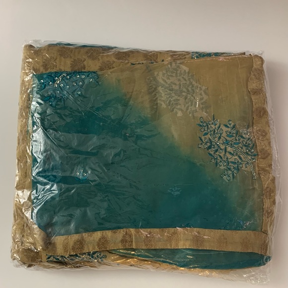 🌺 SALE $70 🌺 12 - NEW 3-Piece Unstitched Indian Suit - Picture 2 of 6